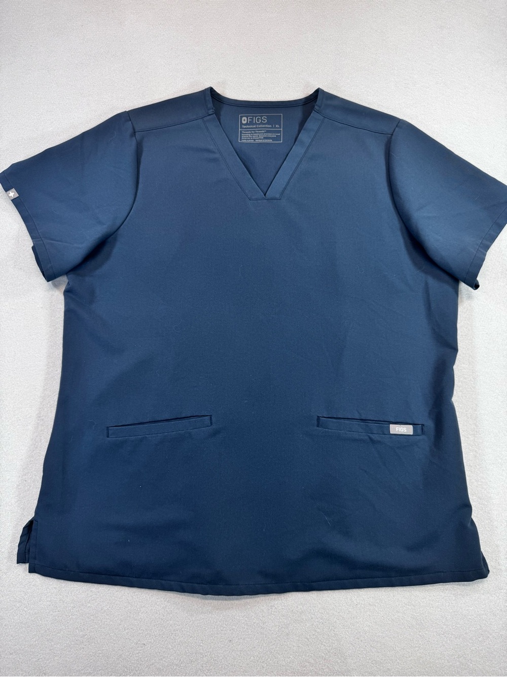 FIGS Womens’s Casma Deep Reef Scrub Top XL